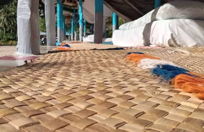 Aamiaismajoitus (B&B) Jaymy Beach Fales