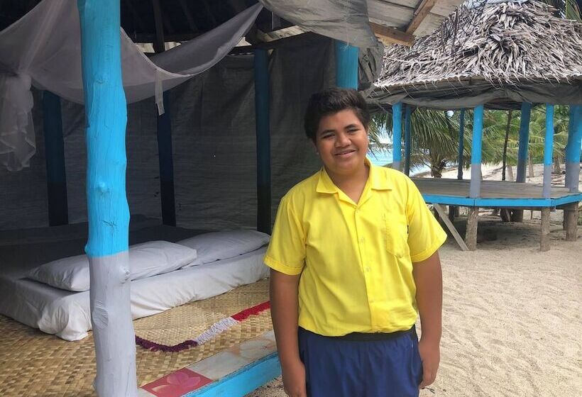 تختخواب و صبحانه Jaymy Beach Fales