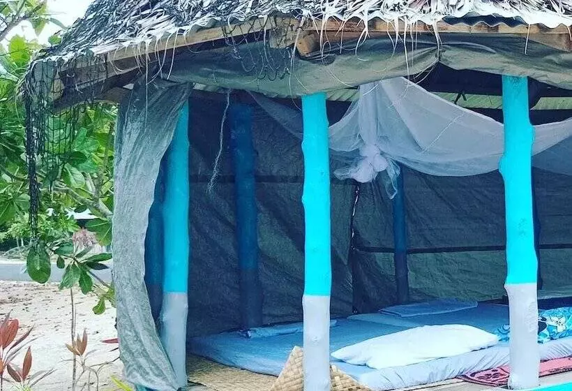 Aamiaismajoitus (B&B) Jaymy Beach Fales