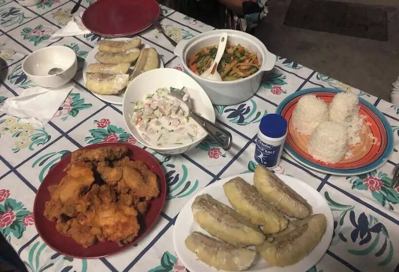 Aamiaismajoitus (B&B) Jaymy Beach Fales