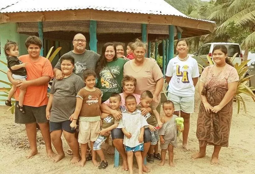 Aamiaismajoitus (B&B) Jaymy Beach Fales