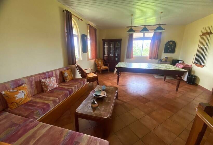 پانسیون Te Mana Lodge