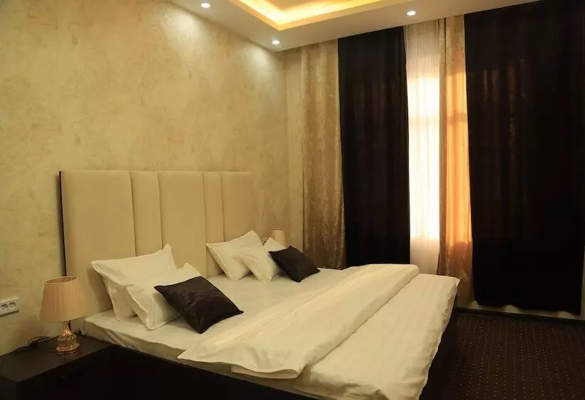 Green Hotel Dushanbe