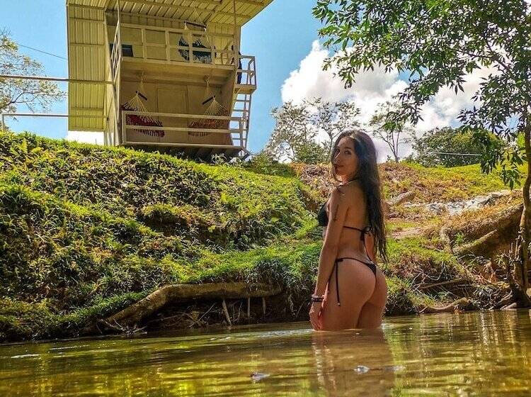 酒店 Paraíso Escondido Cabañas, Reserva Rio Claro, San Luis Doradal