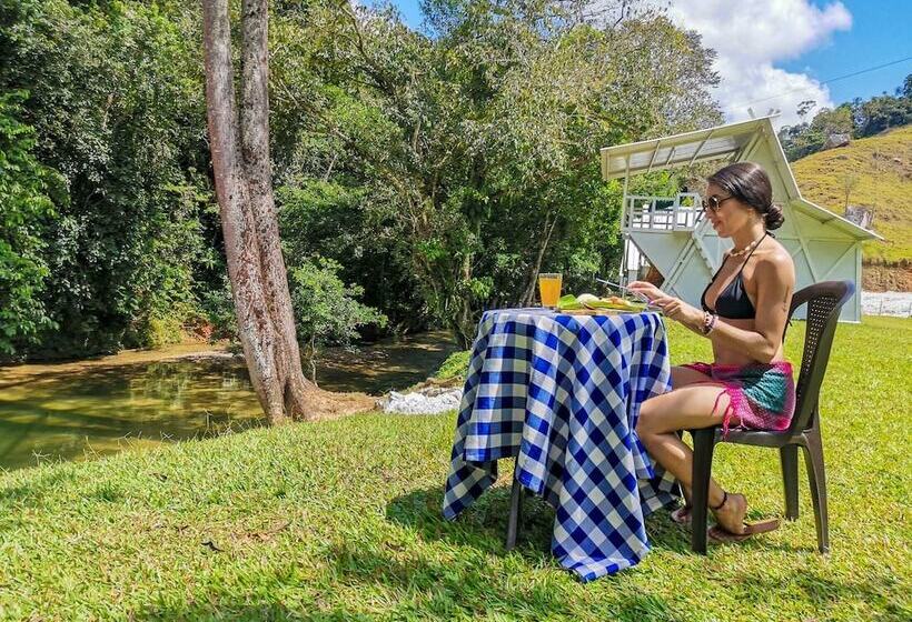 酒店 Paraíso Escondido Cabañas, Reserva Rio Claro, San Luis Doradal