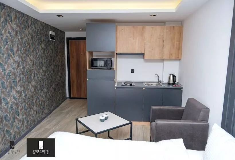 Hotel Pars Suites