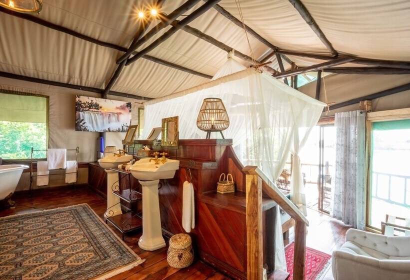 Hotel Tintswalo Siankaba