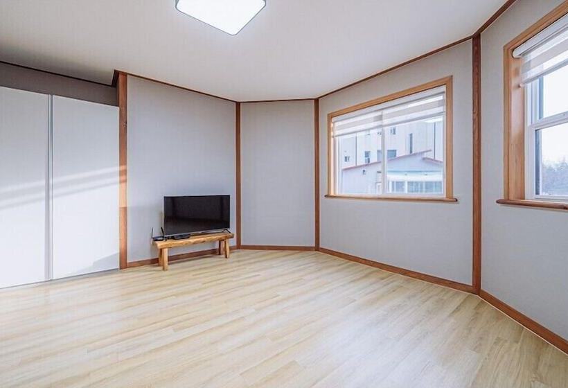 Pension Count Star Night