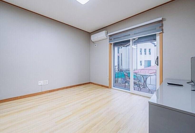 Pension Count Star Night