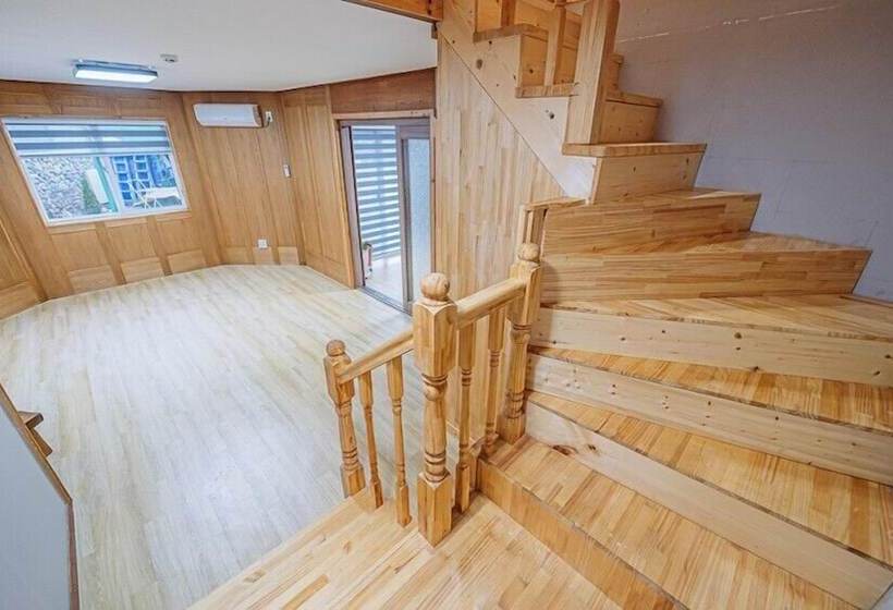 Pension Count Star Night