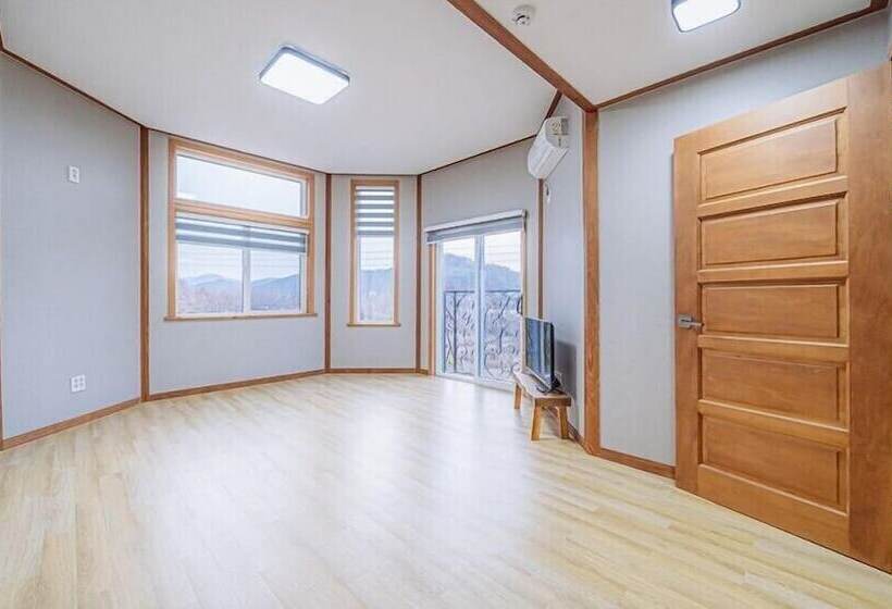 Pension Count Star Night