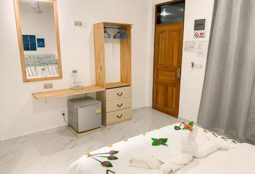 پانسیون Fins Dive And Leisure