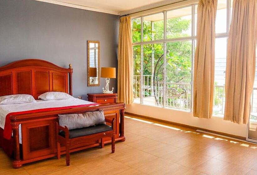 پانسیون Quinta Sunset