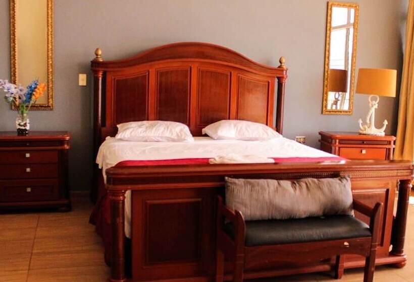 پانسیون Quinta Sunset