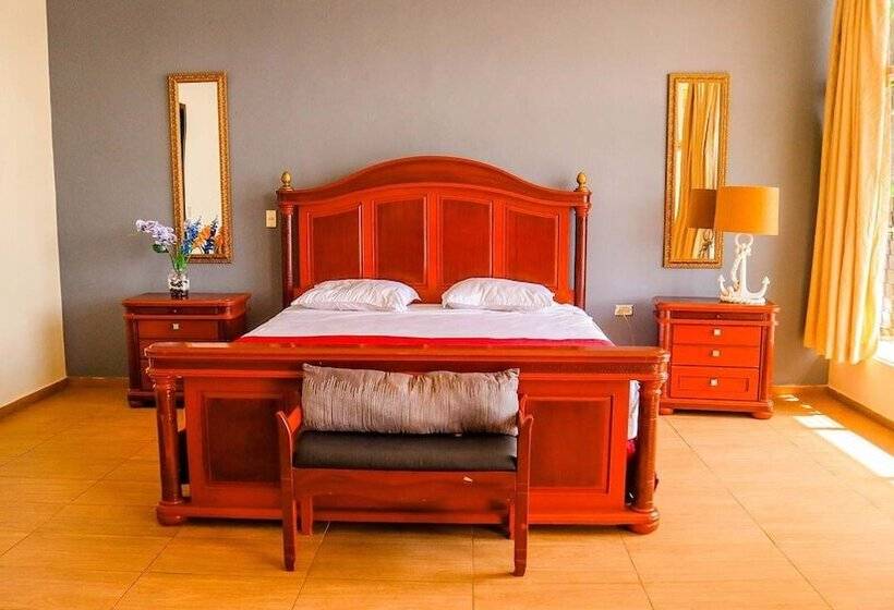 پانسیون Quinta Sunset