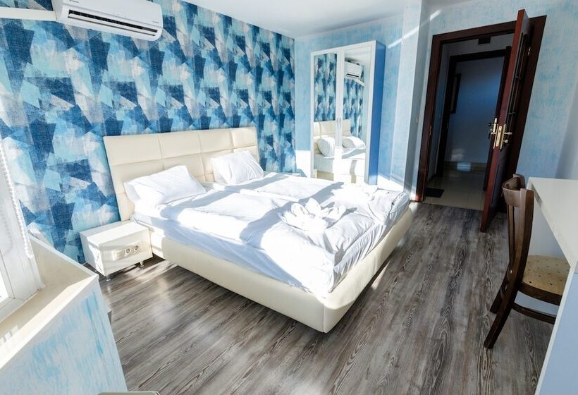 Пансион Sea And Mountain Jar House