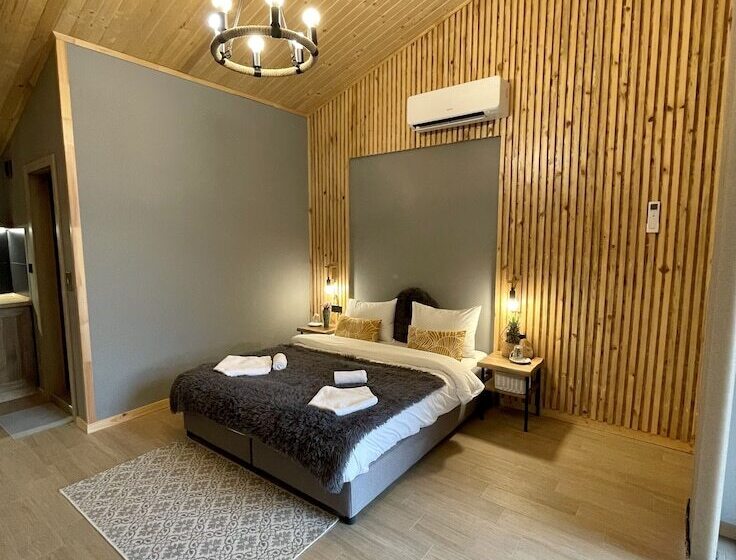 Пансион Sea And Mountain Jar House