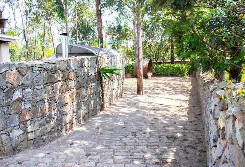 پانسیون Stone Camp Naivasha