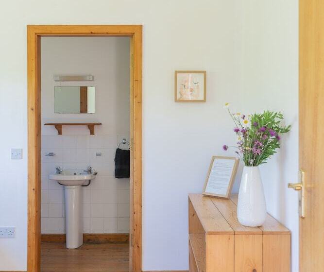 Pensiune The Common Knowledge Centre