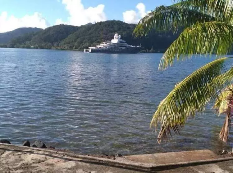 پانسیون Villa De La Baie