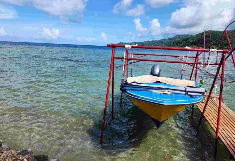 پانسیون Villa De La Baie