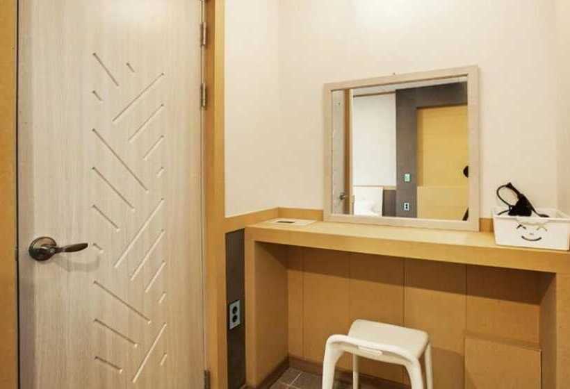 Seogwipo Bogeumji Pension