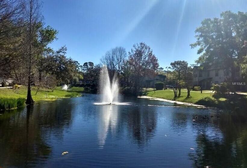 Tropical Enchanted Oaks Villa