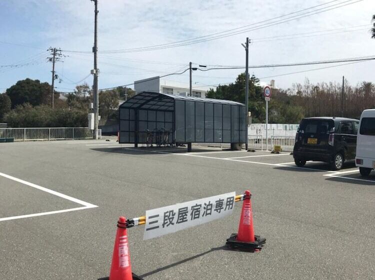 הוסטל Dormitory Sandanya Guest House