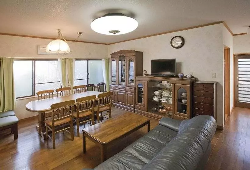 ユースホステル Dormitory Sandanya Guest House