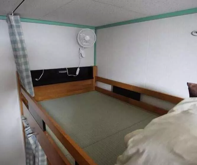 ユースホステル Dormitory Sandanya Guest House