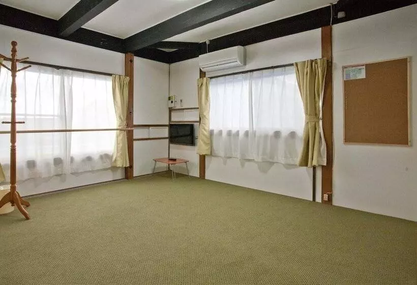 ユースホステル Dormitory Sandanya Guest House