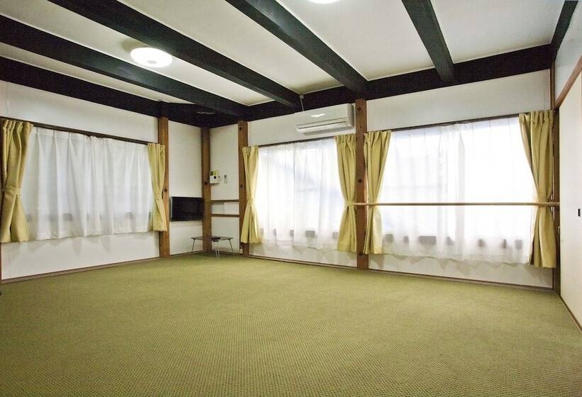 הוסטל Dormitory Sandanya Guest House