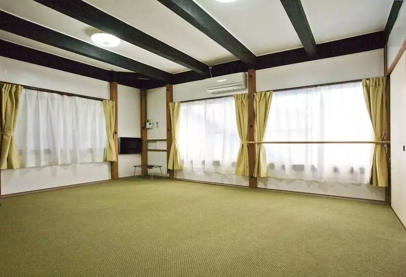 ユースホステル Dormitory Sandanya Guest House