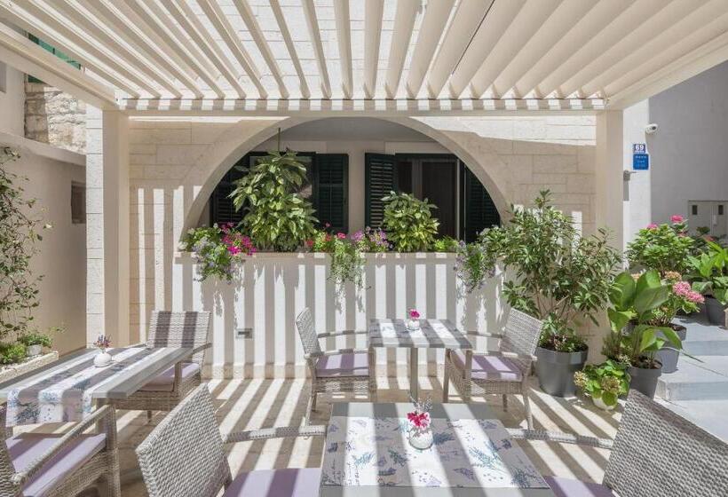 Bed & Breakfast Balatura The Fine Bed&breakfast Split