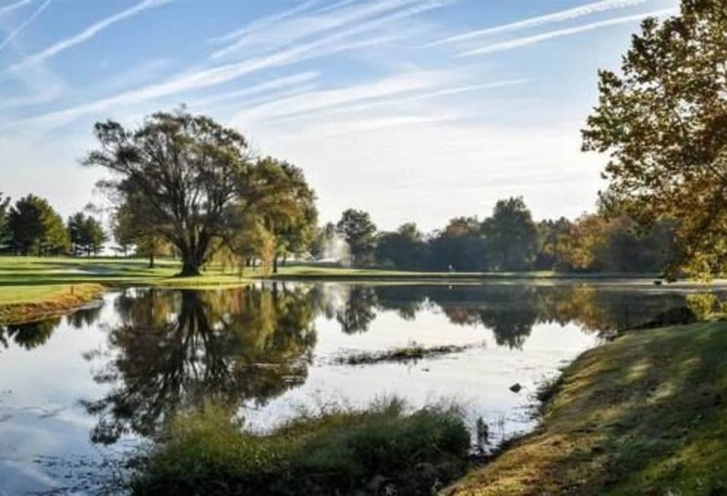 住宿加早餐  Inn At Evergreen