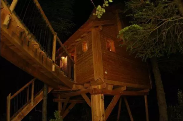 Aamiaismajoitus (B&B) Les Cabanes En Provence