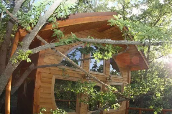 Aamiaismajoitus (B&B) Les Cabanes En Provence