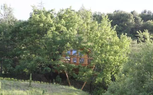 Aamiaismajoitus (B&B) Les Cabanes En Provence