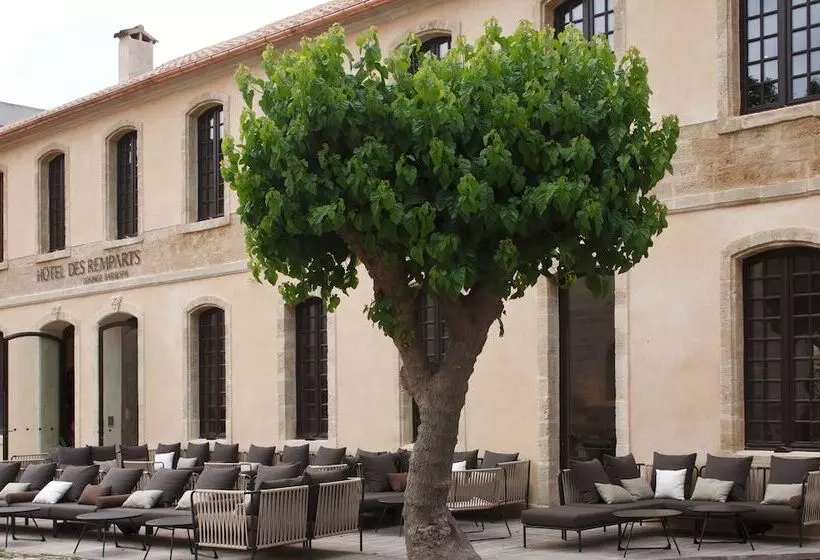 هتل Boutique Hôtel Des Remparts & Spa