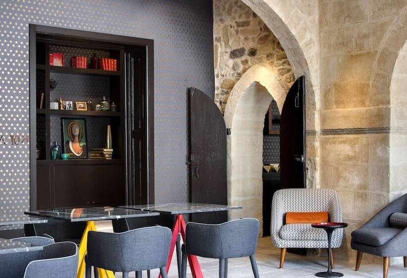 هتل Boutique Hôtel Des Remparts & Spa