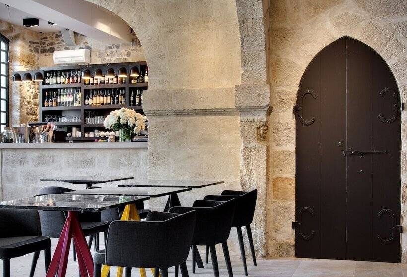 هتل Boutique Hôtel Des Remparts & Spa