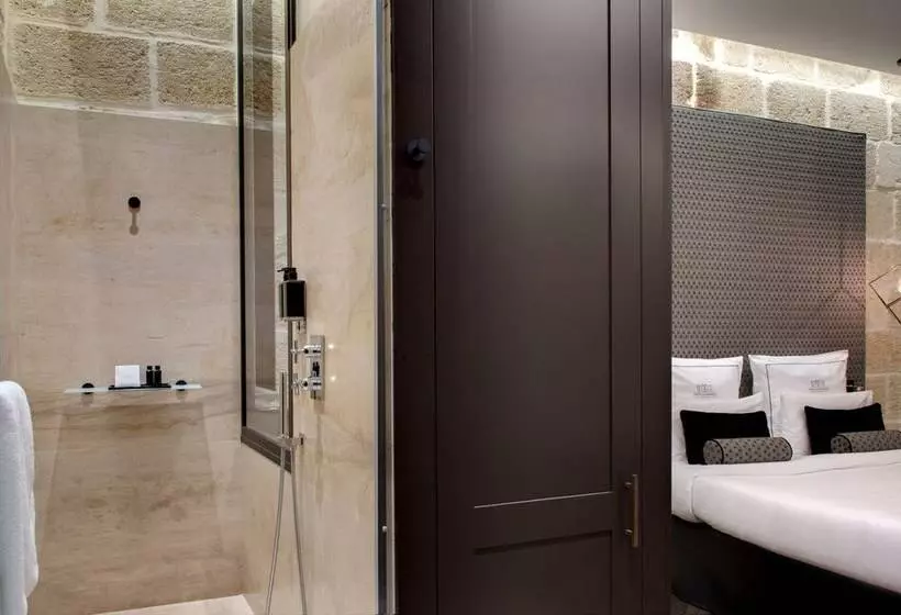 هتل Boutique Hôtel Des Remparts & Spa