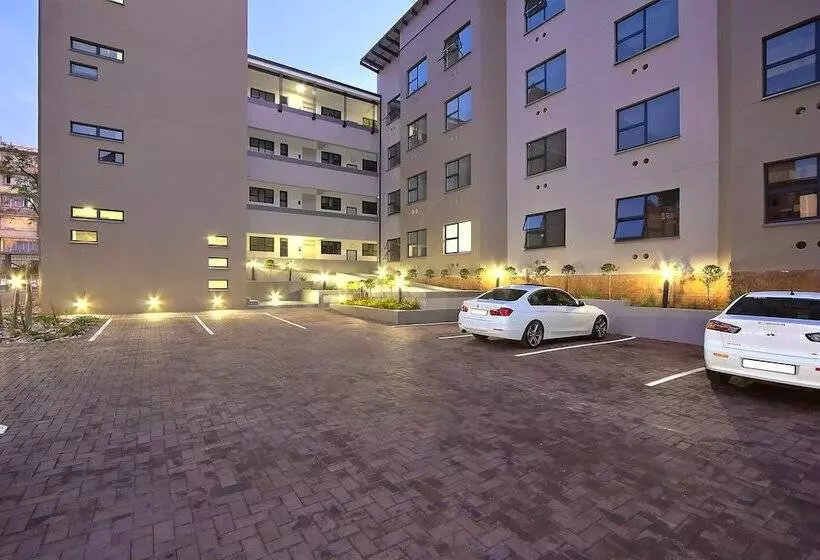 Hotelli The Park Lodge