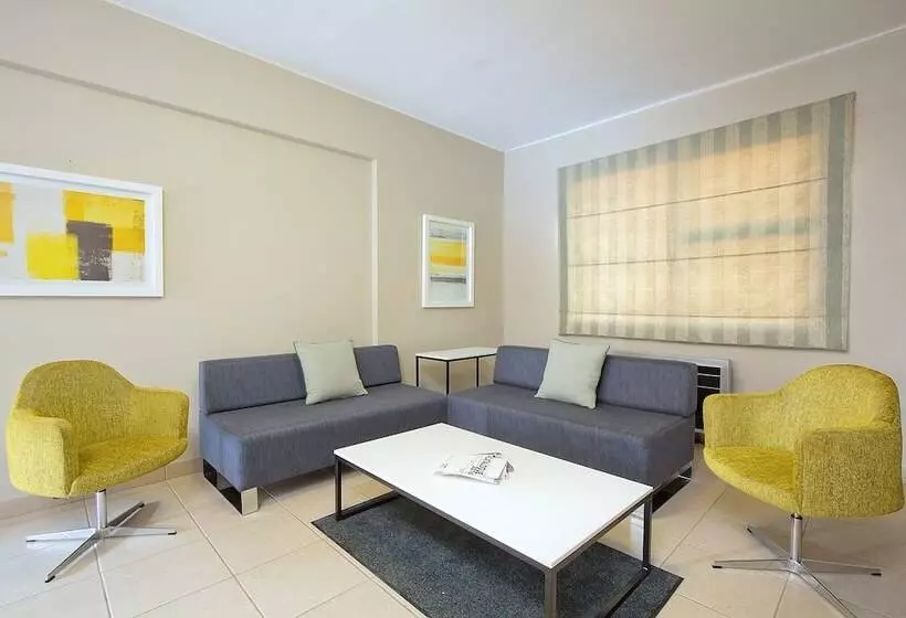 Hotelli The Park Lodge