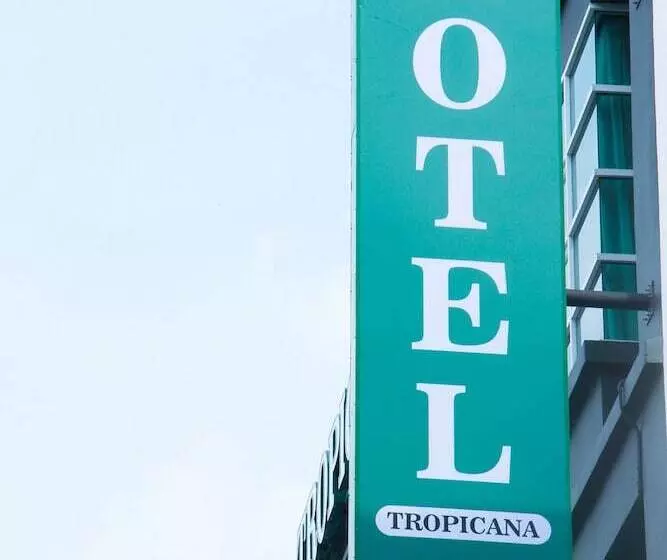 Hotelli Tropicana Boutique