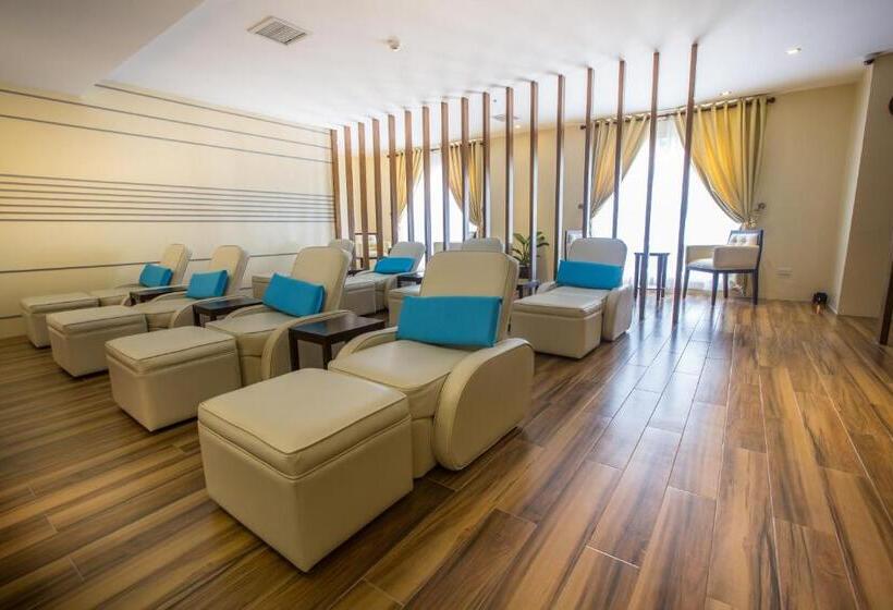 فندق Winford Resort And Casino Manila