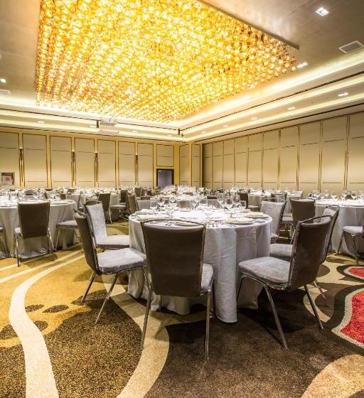 فندق Winford Resort And Casino Manila