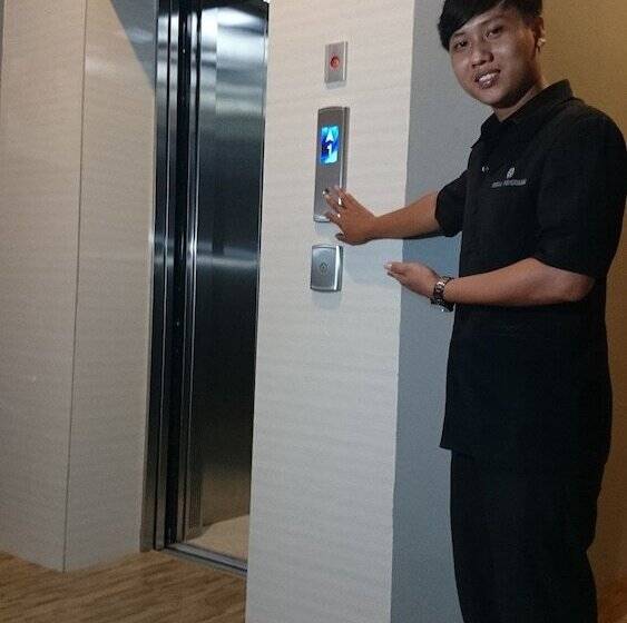 فندق Wisma Sederhana Mitra Reddoorz