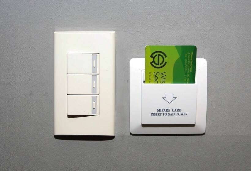 فندق Wisma Sederhana Mitra Reddoorz