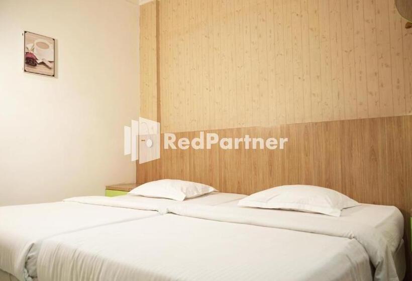 فندق Wisma Sederhana Mitra Reddoorz
